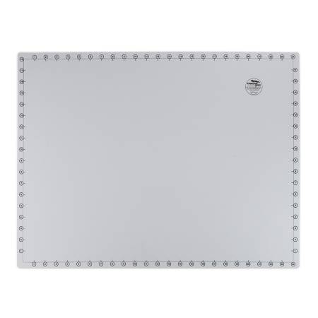 Creative Grids Self-Healing Grid-Free Rotary Cutting Mat 18in x 24in